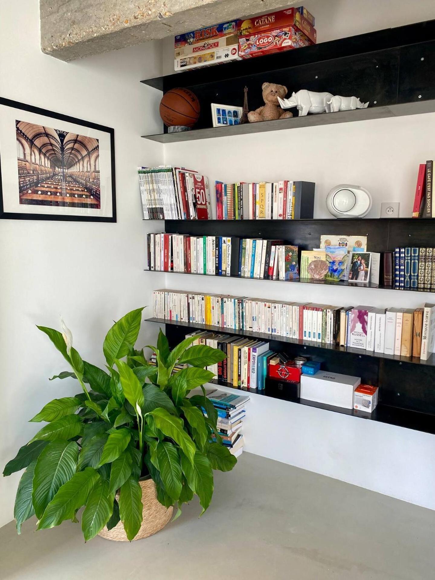 Moderne, Vue Sur Les Toits Et Plein Sud *